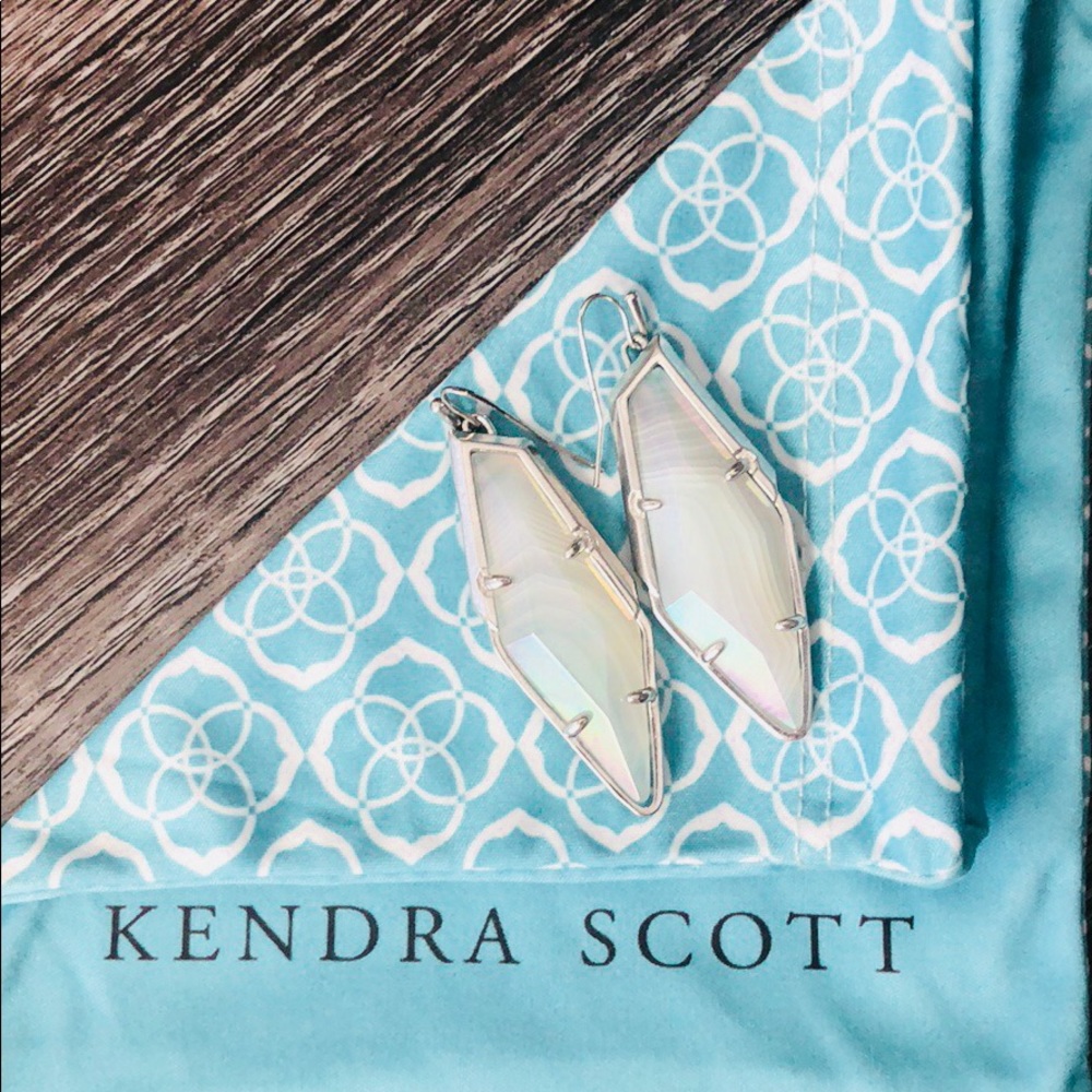 Kendra Scott Bexley earrings in white banded agate